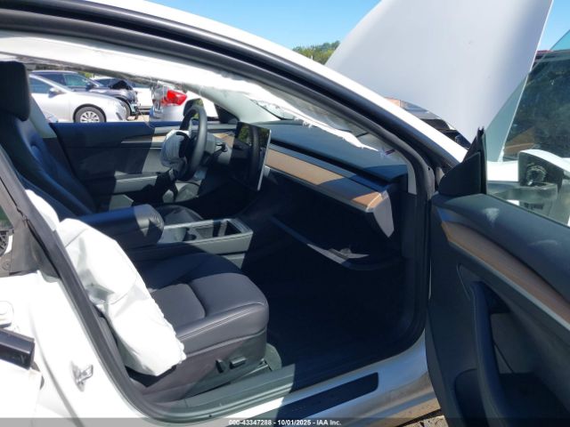 2023 TESLA MODEL 3 5YJ3E1EA2PF400787 Photo 4