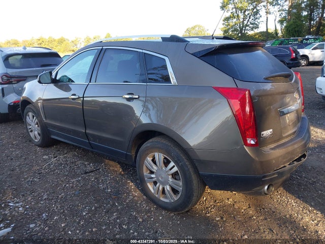 2016 CADILLAC SRX 3GYFNEE32GS511203 Photo 2