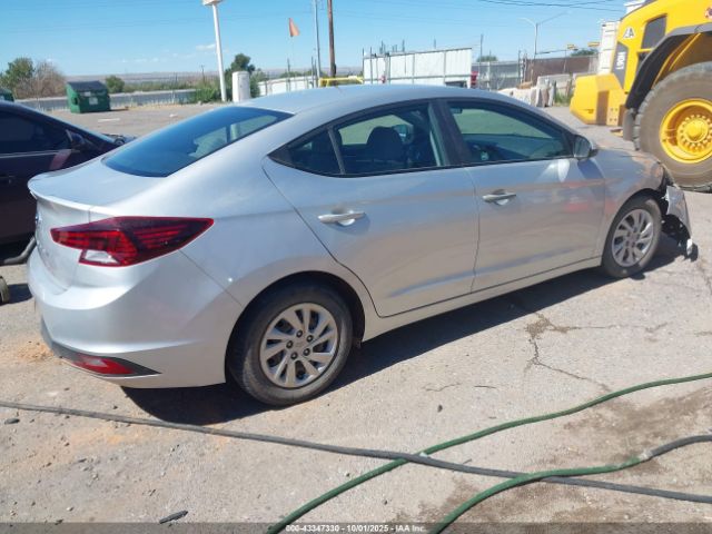 2019 HYUNDAI ELANTRA 5NPD74LFXKH487086 Photo 3