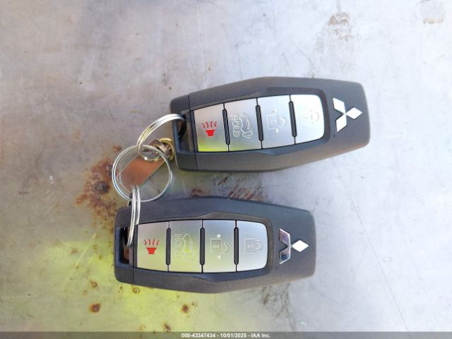 2023 MITSUBISHI OUTLANDER PHEV JA4T5VA96PZ019581 Photo 10