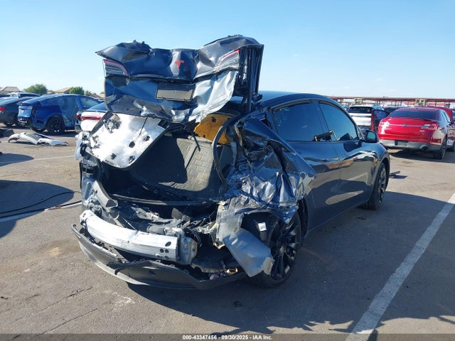 2020 TESLA MODEL Y 5YJYGDEE6LF037943 Photo 5