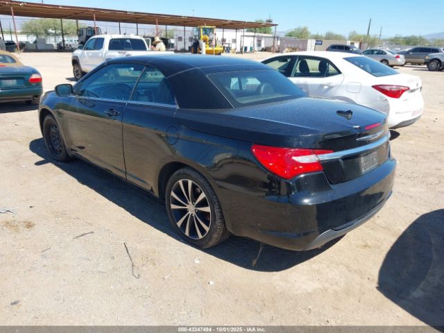 2013 CHRYSLER 200 1C3BCBGG3DN650047 Photo 2