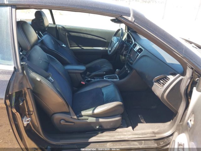 2013 CHRYSLER 200 1C3BCBGG3DN650047 Photo 4