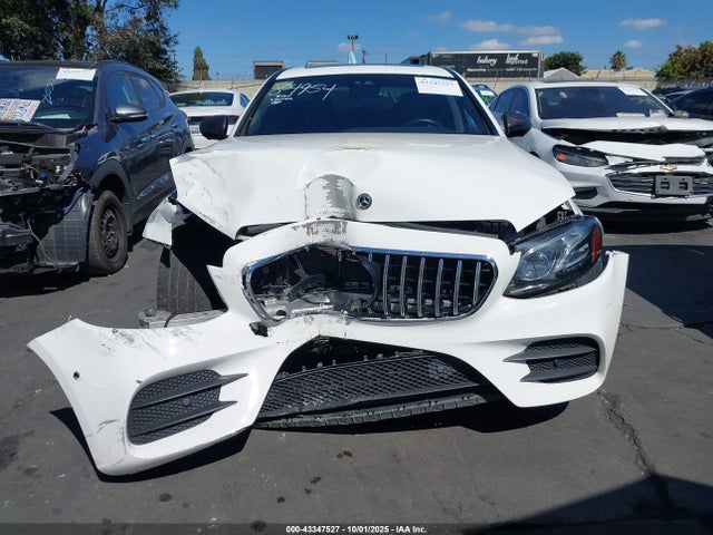 2020 Mercedes-benz E 450 4matic მანქანა იყიდება აუქციონზე, vin: WDDZF6JB9LA727120, აუქციონის ნომერი: 43347527