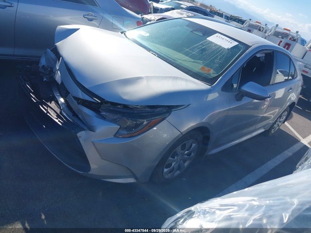 5YFB4MDE8RP157109 Toyota COROLLA LE