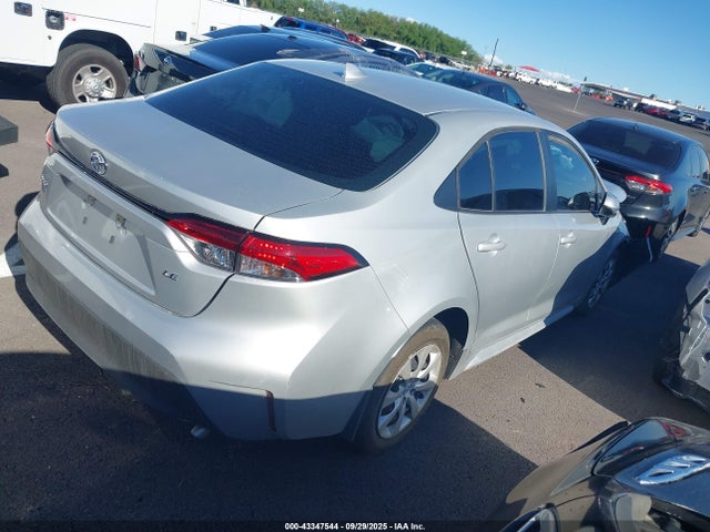 5YFB4MDE8RP157109 Toyota COROLLA LE