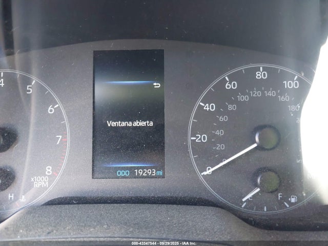 5YFB4MDE8RP157109 Toyota COROLLA LE