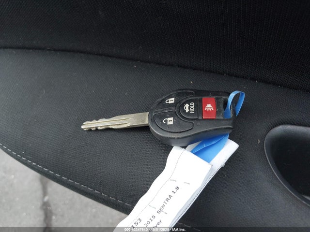 3N1AB7APXFY334573 Nissan 2015