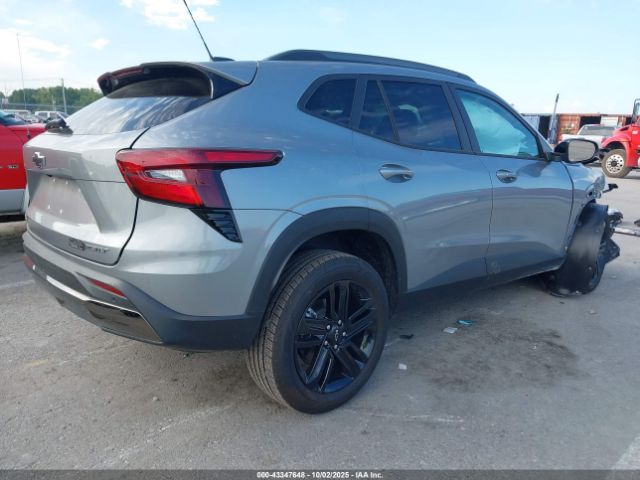 2025 CHEVROLET TRAX KL77LKEP0SC260713 Photo 3