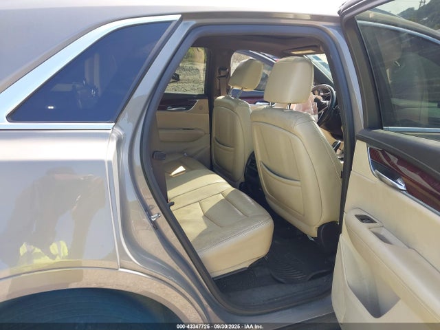 2018 CADILLAC XT5 1GYKNDRS8JZ126992 Photo 7