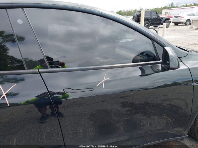 2023 TESLA MODEL Y 7SAYGDEE7PF768213 Photo 4
