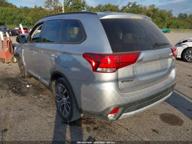 2016 MITSUBISHI OUTLANDER JA4AD3A36GZ061209 Photo 2