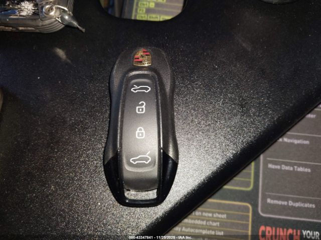 2025 PORSCHE MACAN ELECTRIC WP1AD2XA0SL076883 Photo 10