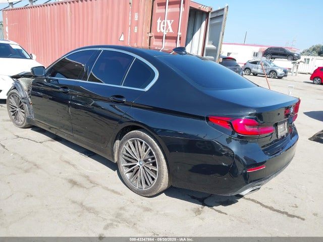 2023 BMW 530E WBA13AG06PCL14488 Photo 2