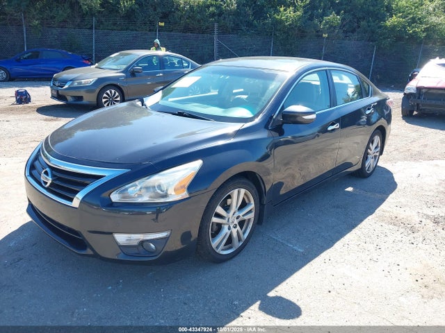 Nissan 2015 2015 1N4BL3AP2FC446032 Image 2
