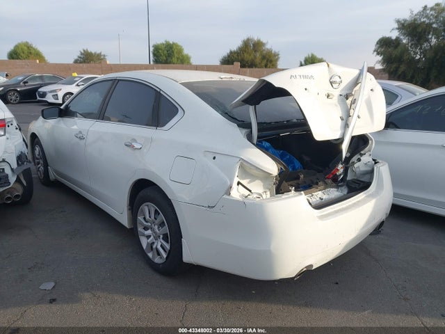 Nissan Altima 2.5 S 2015 1N4AL3AP3FC436217 Image 3