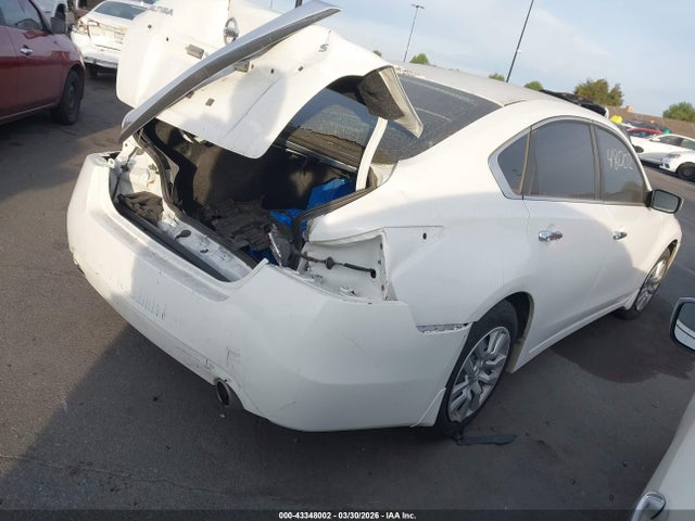 Nissan Altima 2.5 S 2015 1N4AL3AP3FC436217 Image 4