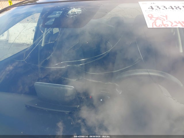 3MYDLBZV5GY104374 Scion p5v
