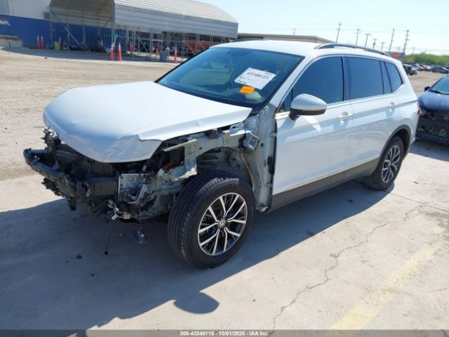 2020 VOLKSWAGEN TIGUAN 3VV3B7AX1LM083467 Photo 1