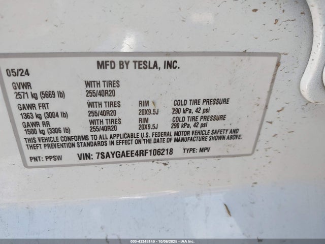 7SAYGAEE4RF106218 Tesla Model Y