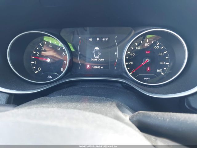 2018 JEEP COMPASS 3C4NJDBBXJT349762 Photo 6