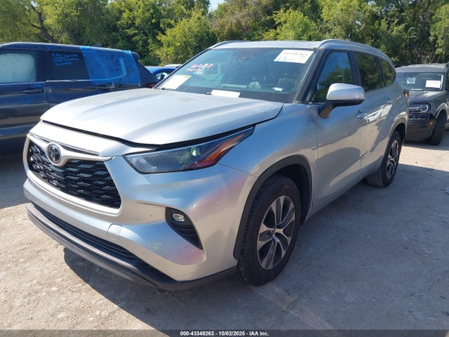 Toyota t24a-fts 2023 5TDKDRAH6PS011744 Image 2