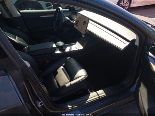 2021 TESLA MODEL 3 5YJ3E1EB1MF974608 Photo 4