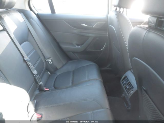 2020 JAGUAR XE SAJAE4FX5LCP56221 Photo 7