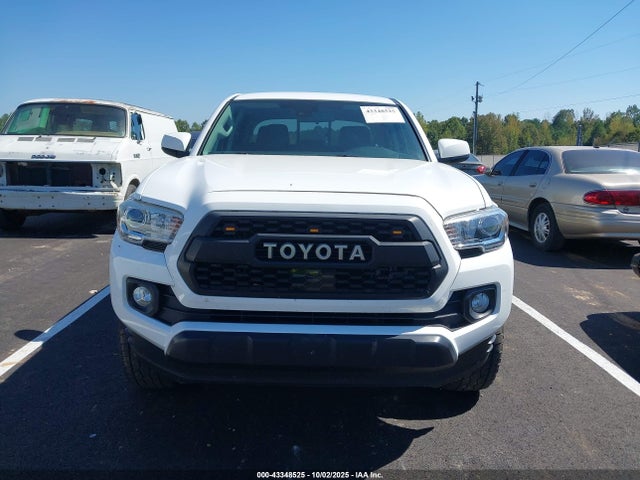 Aukcja sprzedaży 2018 Toyota Tacoma Sr5, vin: 5TFAX5GNXJX132125, numer aukcji: 43348525