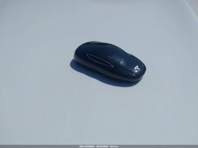 2014 TESLA MODEL S 5YJSA1H1XEFP55190 Photo 10