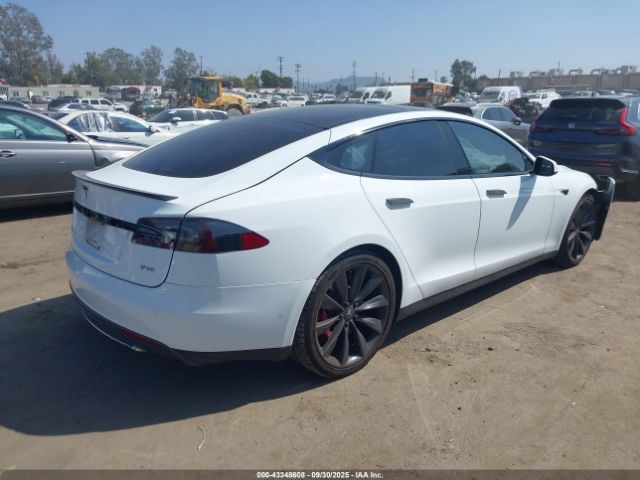 2014 TESLA MODEL S 5YJSA1H1XEFP55190 Photo 3