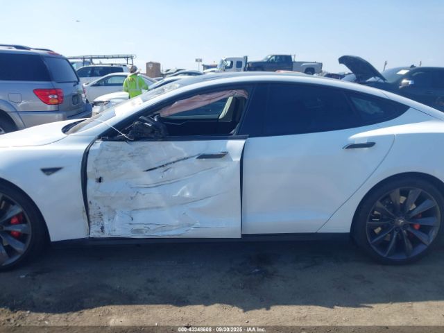 2014 TESLA MODEL S 5YJSA1H1XEFP55190 Photo 5