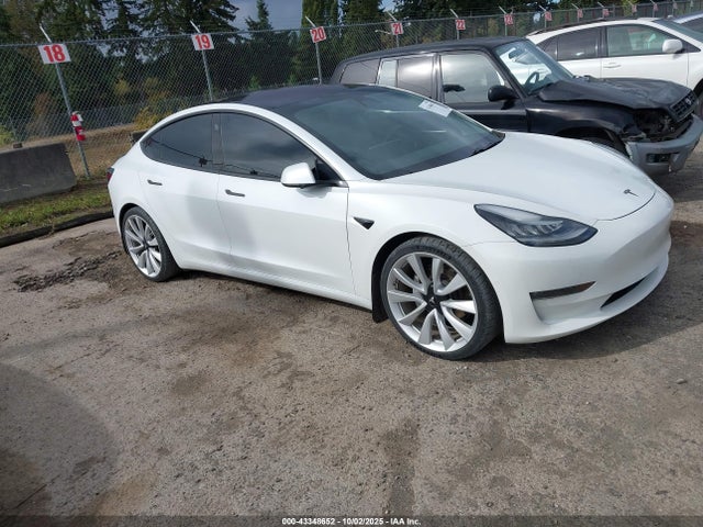 2018 TESLA MODEL 3 5YJ3E1EB9JF073899 Photo 0