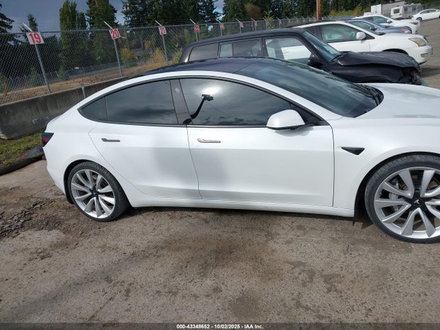 Tesla 2018 2018 5YJ3E1EB9JF073899 Image 13
