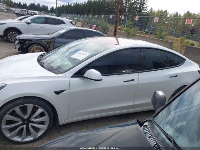 Tesla 2018 2018 5YJ3E1EB9JF073899 Image 14