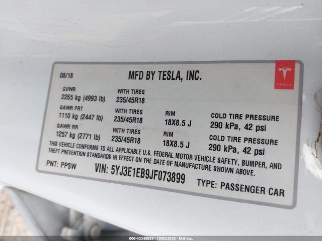 2018 TESLA MODEL 3 5YJ3E1EB9JF073899 Photo 8
