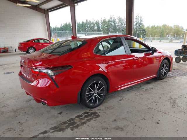 Продажа на аукционе авто 2022 Toyota Camry Se, vin: 4T1T11AK2NU014820, номер лота: 43348665