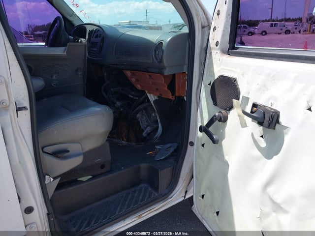 Продаж на аукціоні авто 2005 Ford E-350 Super Duty, vin: 1FTSE34L55HA85085, номер лоту: 43348672
