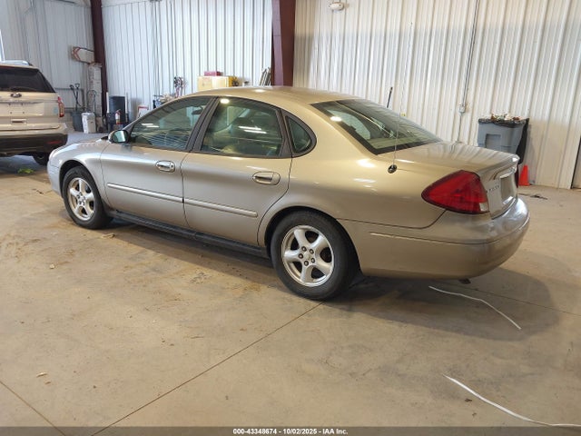 2003 FORD TAURUS 1FAFP55U83A125542 Photo 2