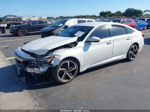 2018 HONDA ACCORD 1HGCV1F32JA063054 Photo 1