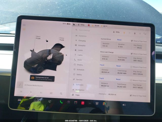 2021 TESLA MODEL Y 5YJYGDEE0MF187161 Photo 6