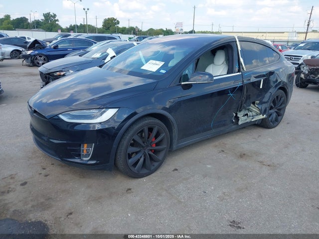 2016 TESLA MODEL X 5YJXCAE41GF001466 Photo 1