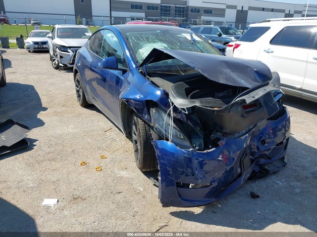 2022 TESLA MODEL Y 7SAYGDEEXNF441415 Photo 0