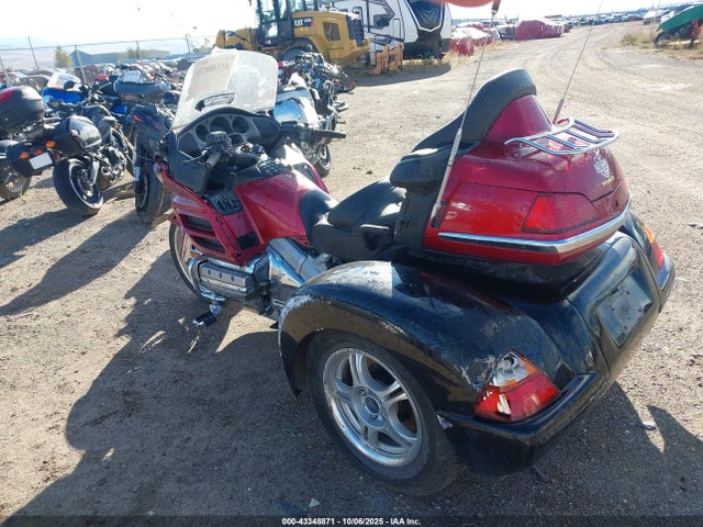 2004 HONDA GL1800 1HFSC47404A301308 Photo 2