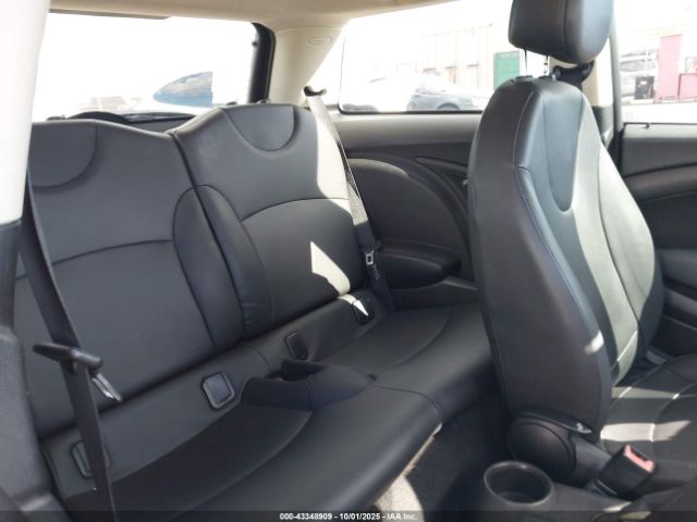 2011 MINI COOPER WMWSU3C57BT098917 Photo 7