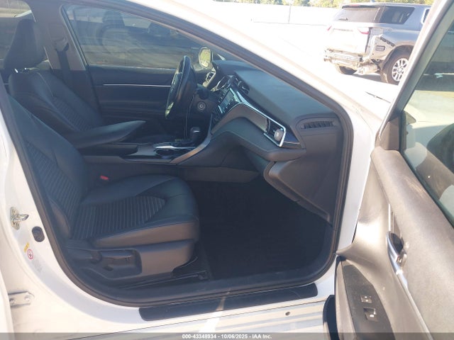 4T1B11HK5JU151360 Toyota CAMRY SE