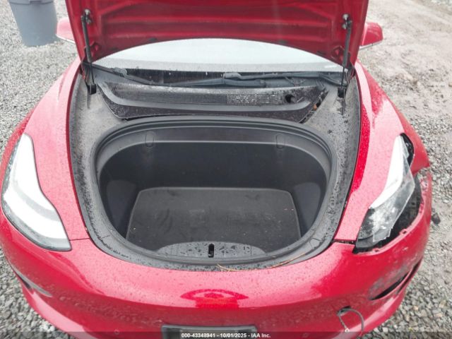 2018 TESLA MODEL 3 5YJ3E1EBXJF075452 Photo 9