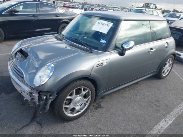 2005 MINI COOPER S WMWRE33415TD95403 Photo 1