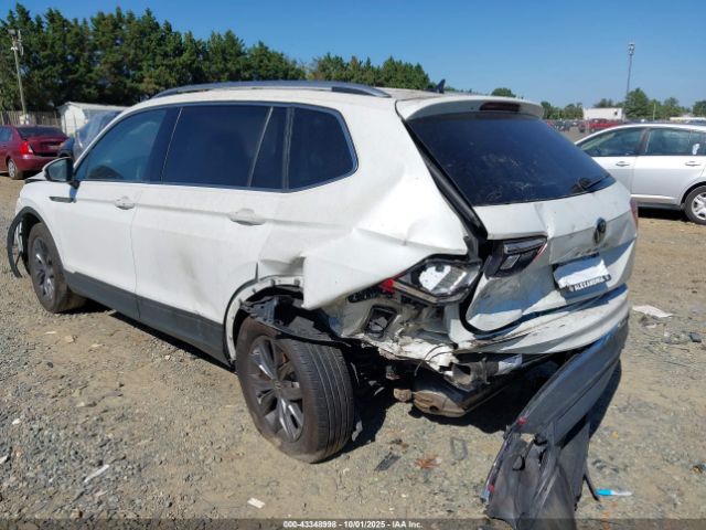 2023 VOLKSWAGEN TIGUAN 3VV3B7AXXPM139105 Photo 2