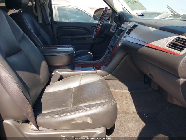 2012 CADILLAC ESCALADE EXT 3GYT4MEF5CG153036 Photo 4